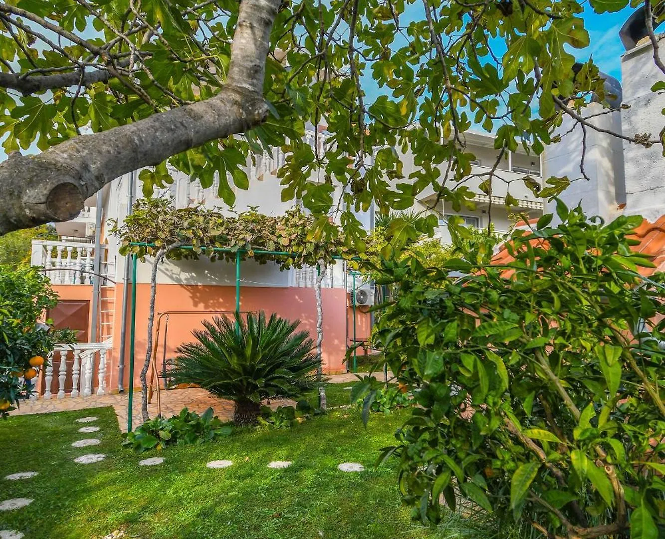 Apartments Ivancic Seget Vranjica Croatia